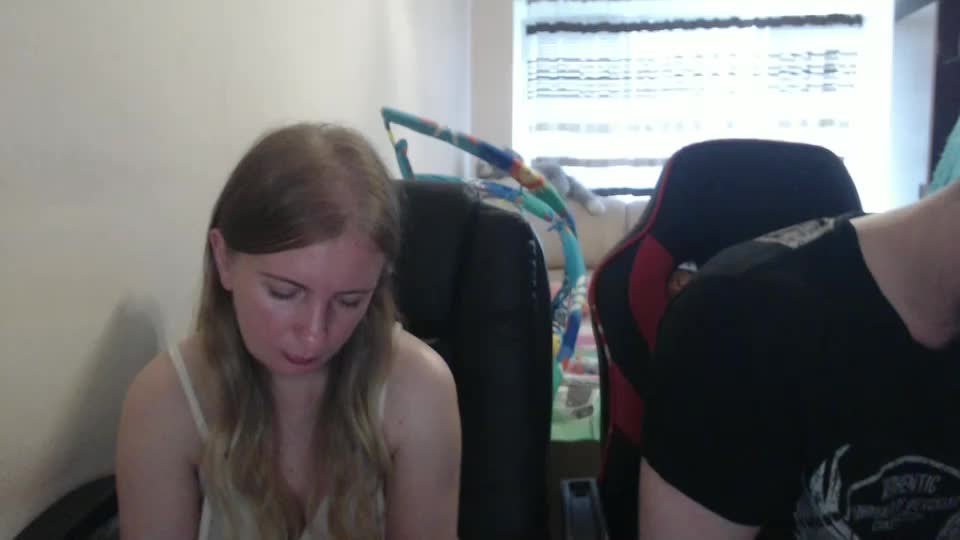 jenisandpeter Live Sex December 20, 2025