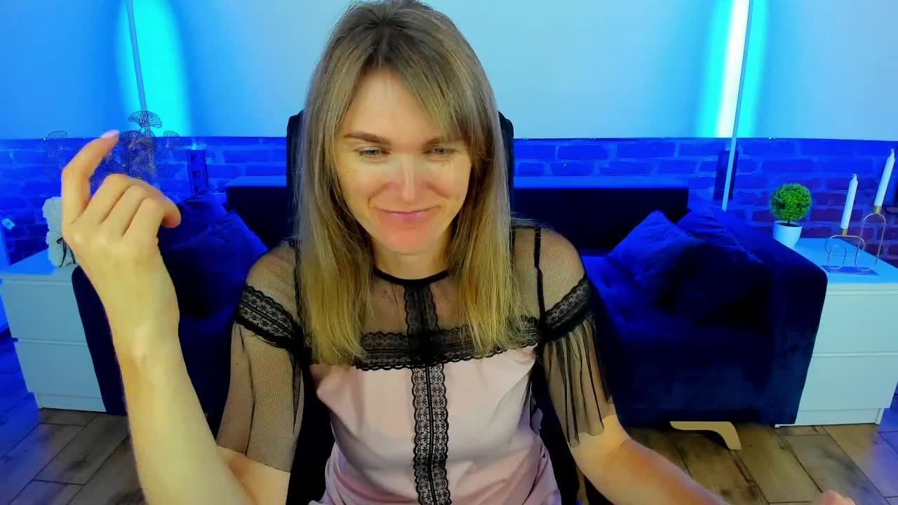 Annabel-xxx Live Sex December 19, 2025