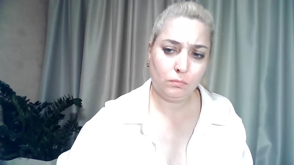 KickaIricka Live Sex December 14, 2025