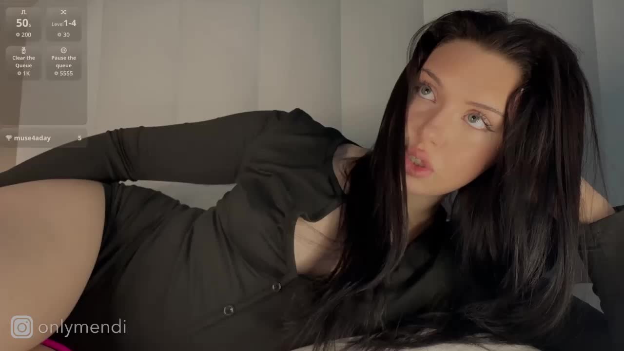 MENNDI Live Sex December 18, 2025