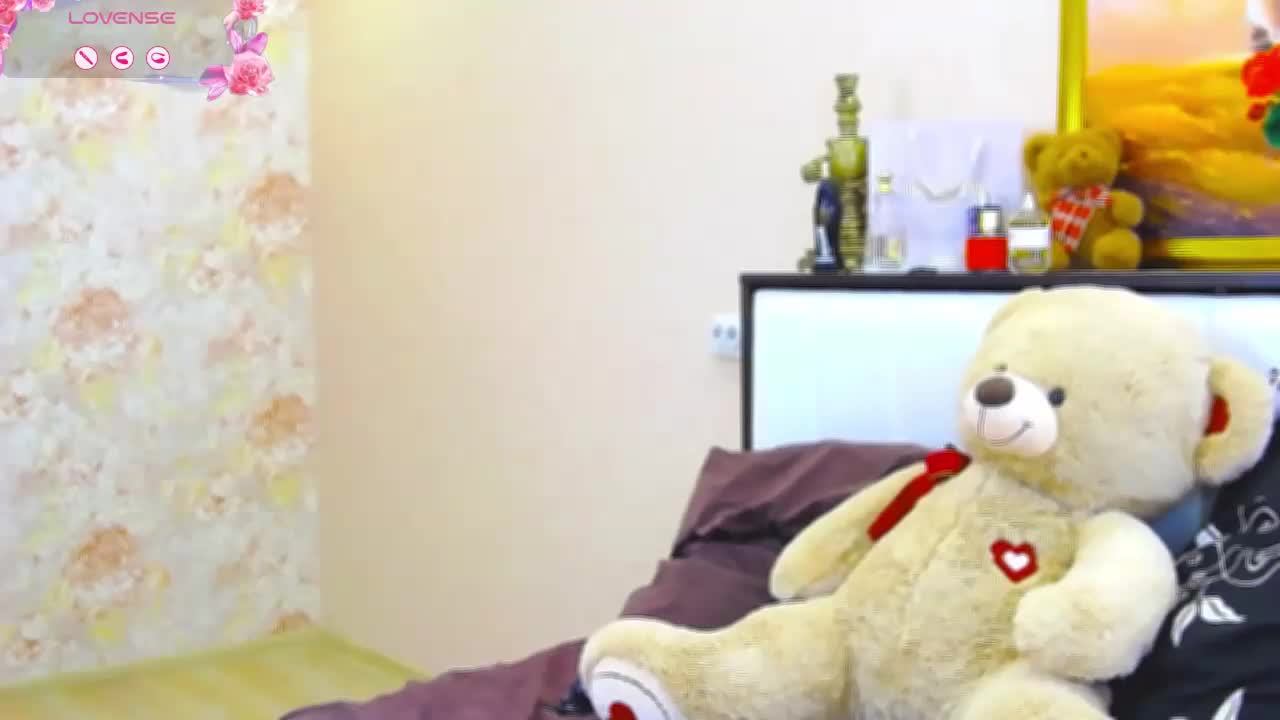 LoveLove_me Live Sex December 13, 2025