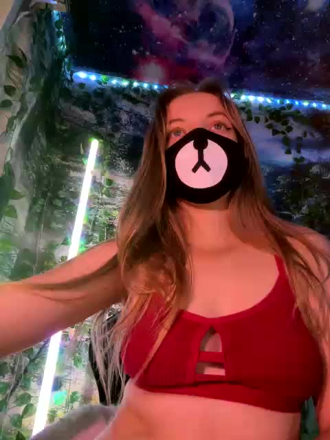 -Summer- Live Sex December 17, 2025