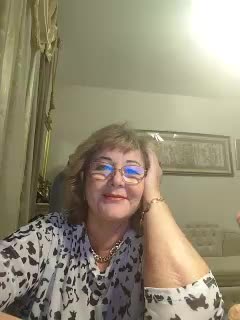 KarinkaSweet Live Sex December 14, 2025