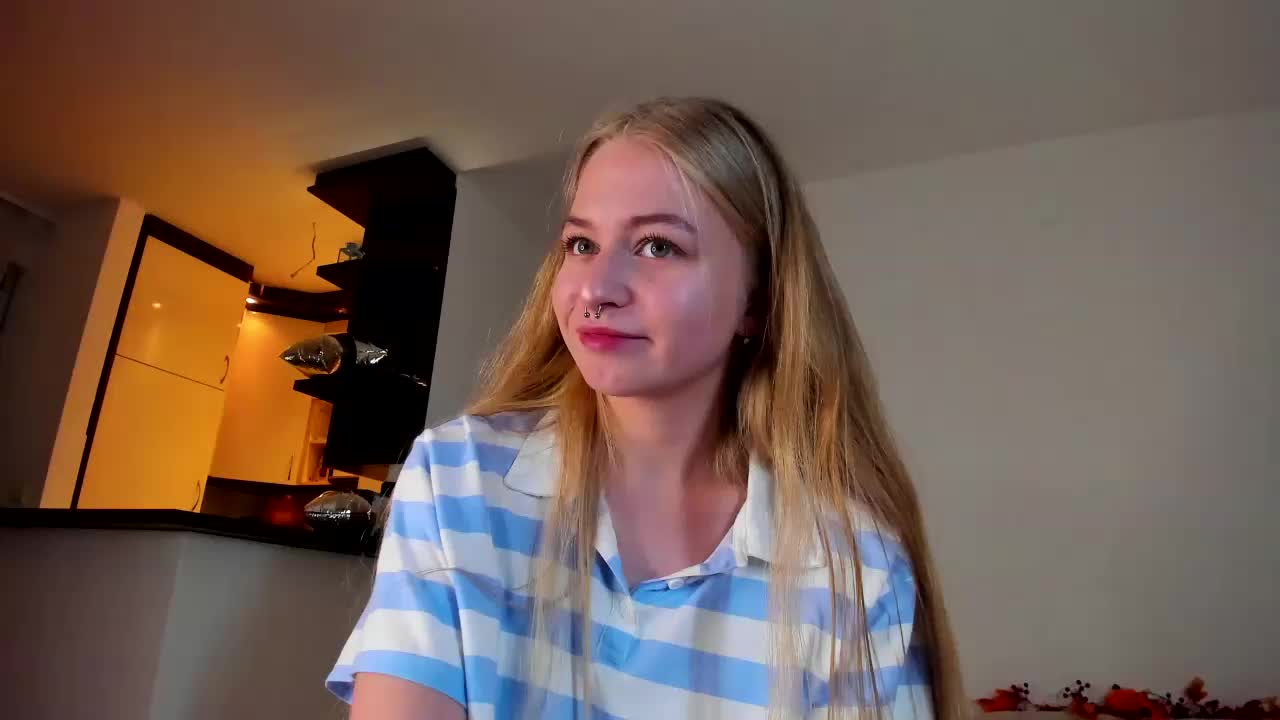 MiaMeowa Live Sex December 14, 2025