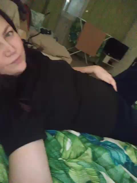 -VeryVery- Live Sex December 17, 2025