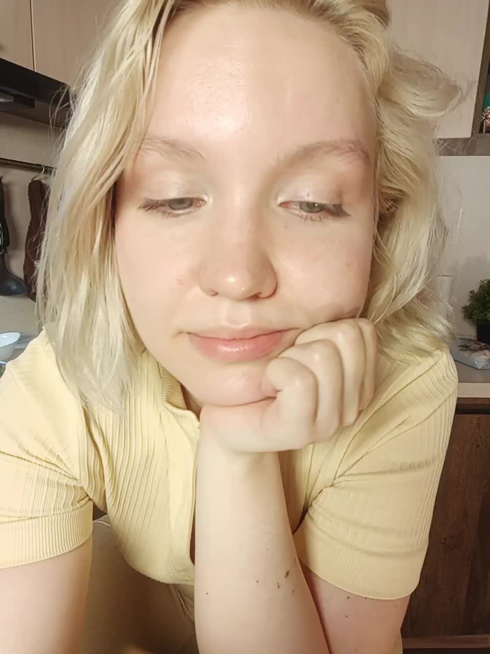 LadyAnny Live Sex December 14, 2025