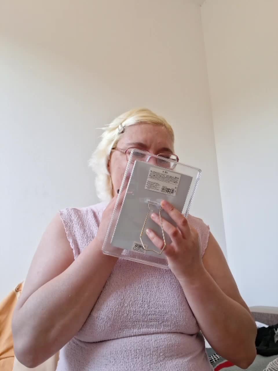 Vika211 Live Sex December 18, 2025