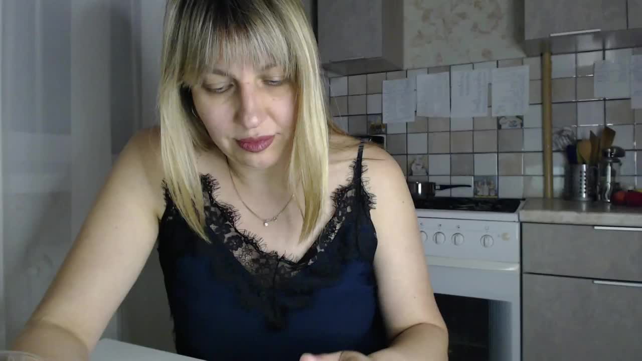 Karmella Live Sex December 13, 2025