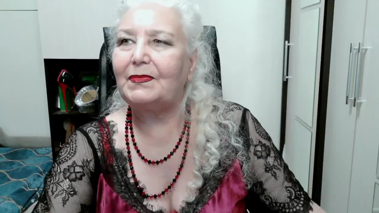 GrannyWants Live Sex December 17, 2025