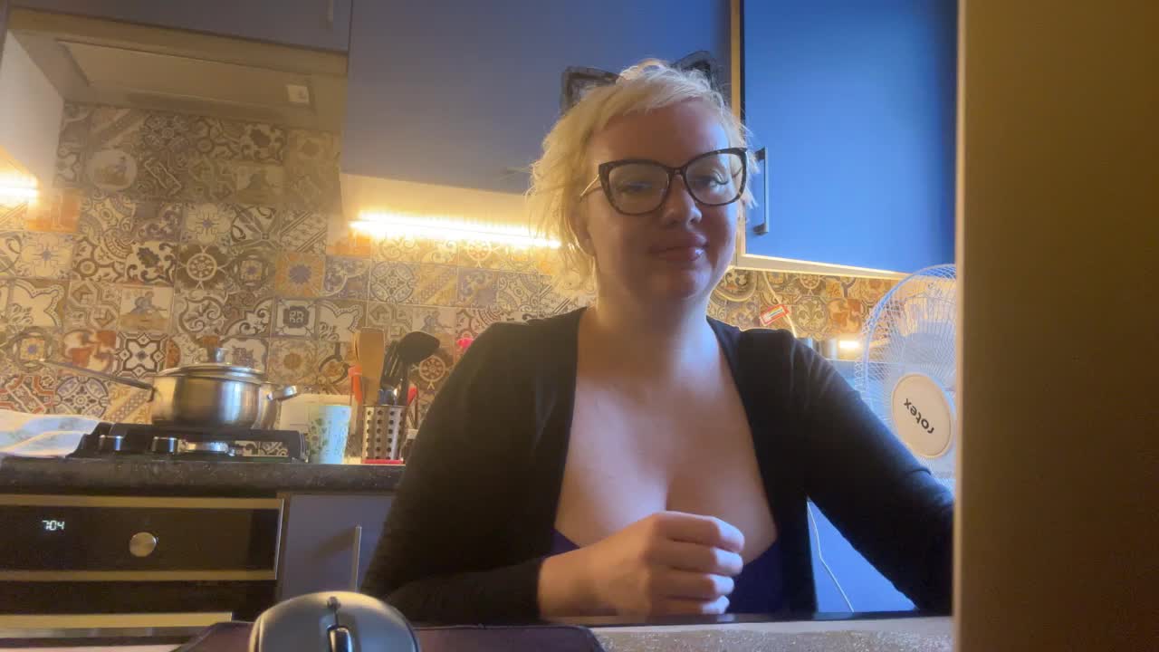 Oksana494 Live Sex December 12, 2025