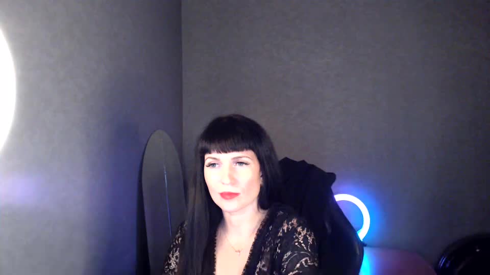 LindaElosiMilf Live Sex December 17, 2025