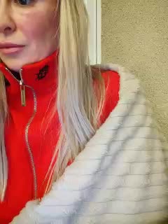 Blondi_Love Live Sex December 18, 2025