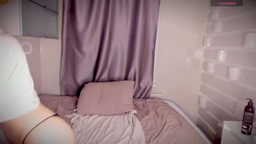 alicewonderyou Live Sex December 14, 2025