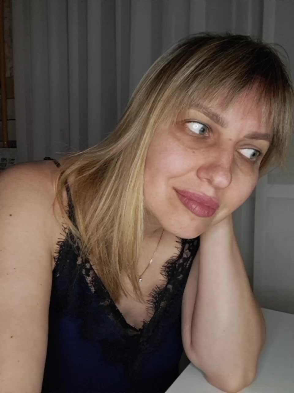 Karmella Live Sex December 13, 2025