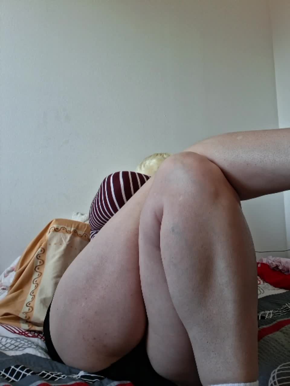 Vika211 Live Sex December 18, 2025