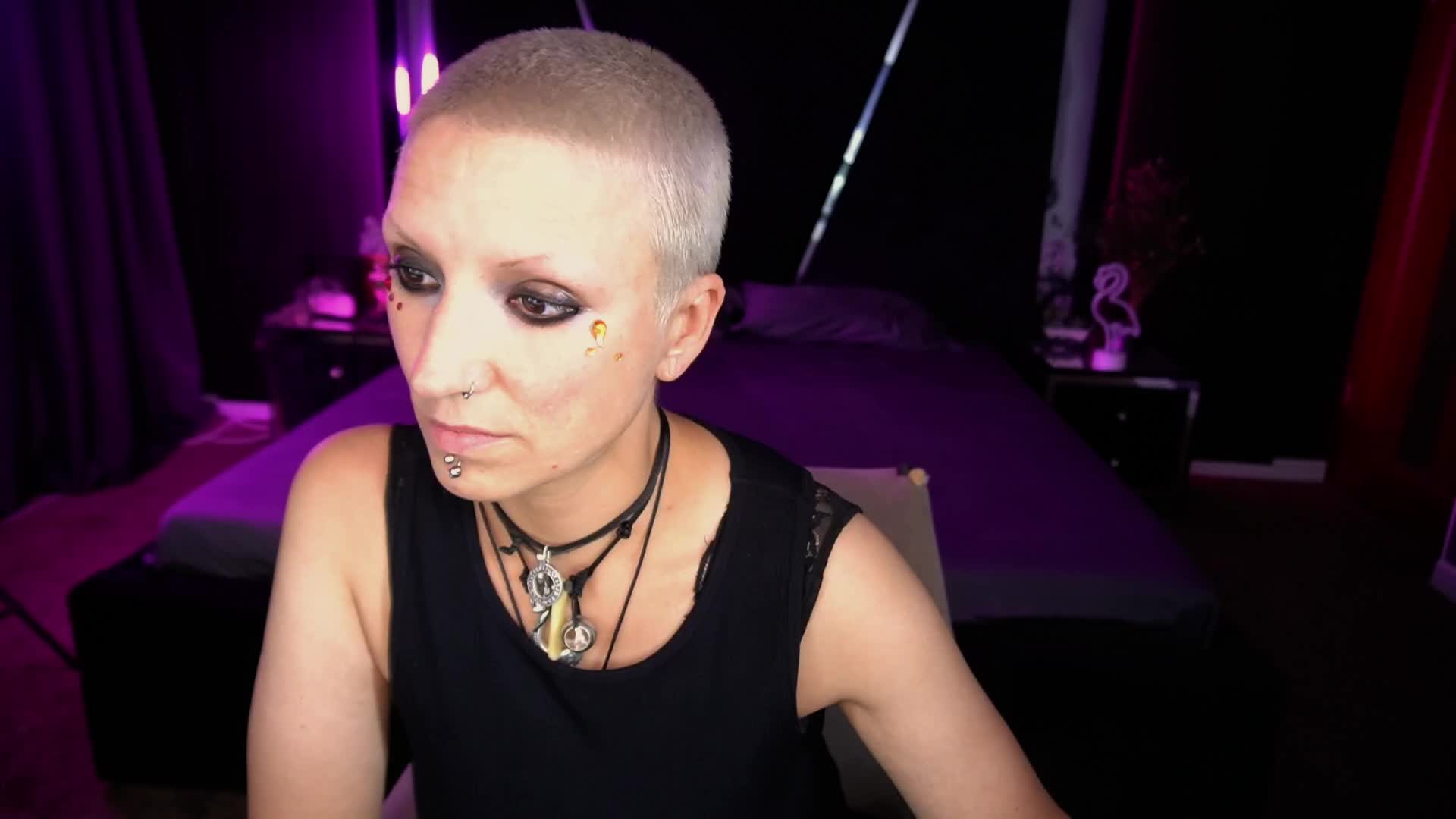 MiraMoonn Live Sex December 13, 2025