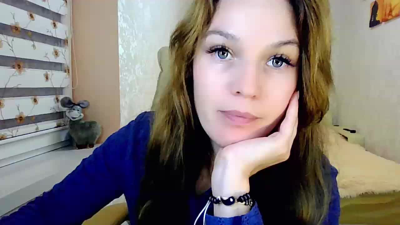 smilesss Live Sex December 13, 2025