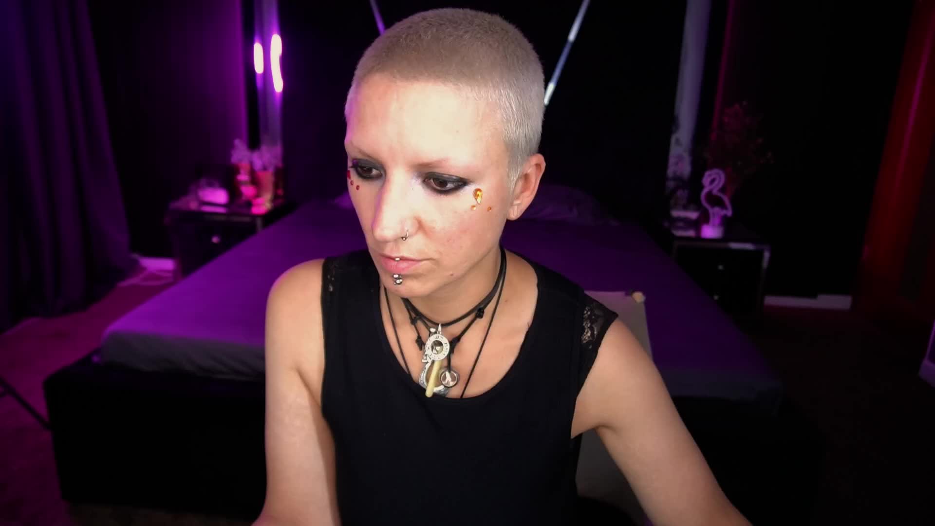 MiraMoonn Live Sex December 13, 2025