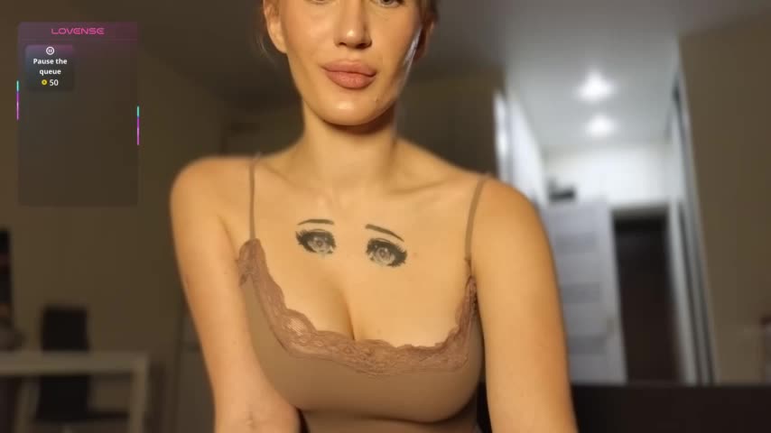 lluna_drug Live Sex December 12, 2025