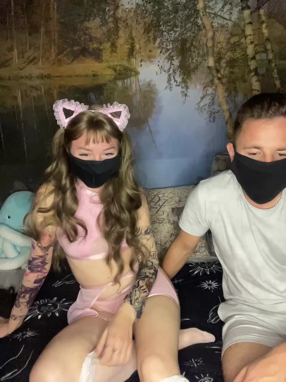 Sun-Moon Live Sex December 13, 2025