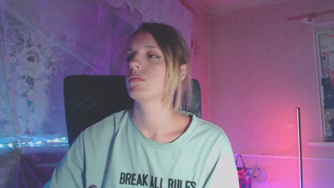 Babymuro4ka Live Sex December 17, 2025