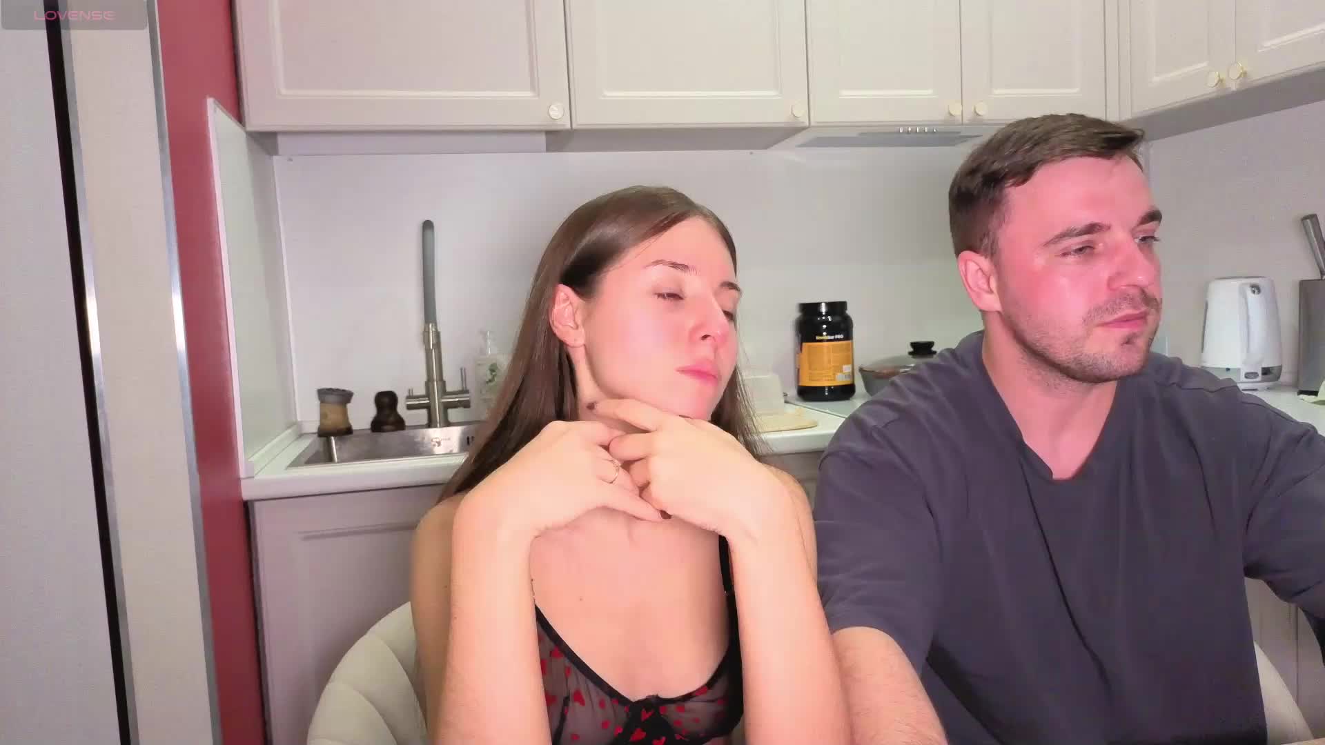 momotea Live Sex December 13, 2025