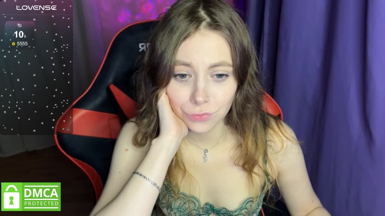 Natural-babe666 Live Sex December 13, 2025