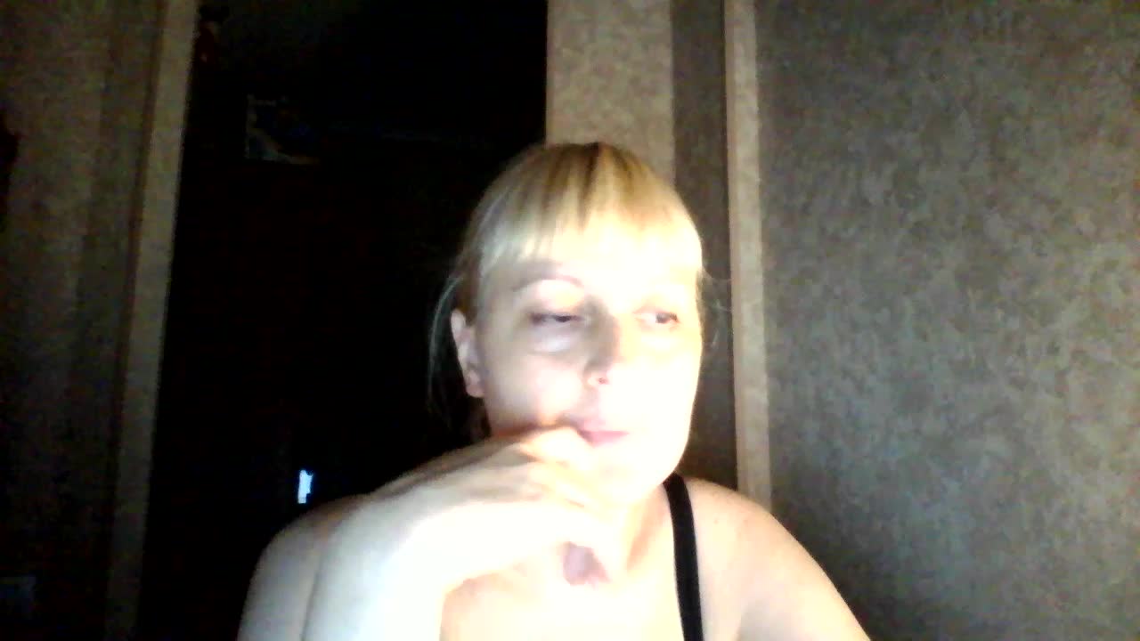 krisss2016 Live Sex December 19, 2025