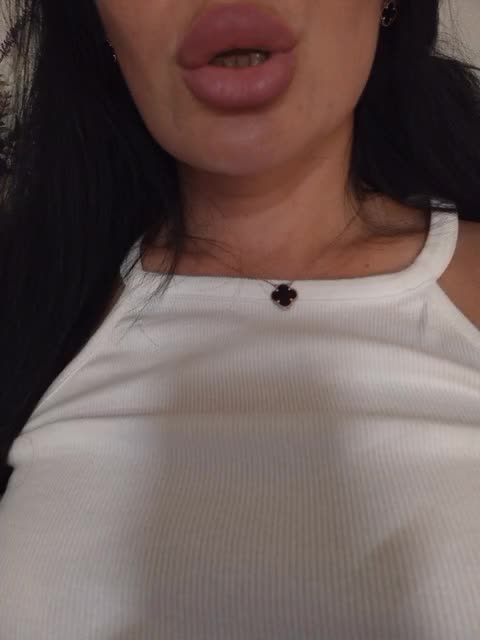 Black_chick Live Sex December 18, 2025