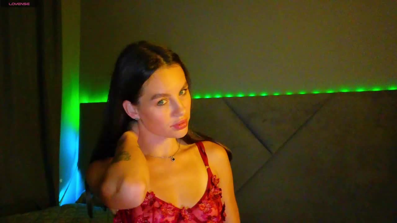 VALERIYAAA Live Sex December 15, 2025