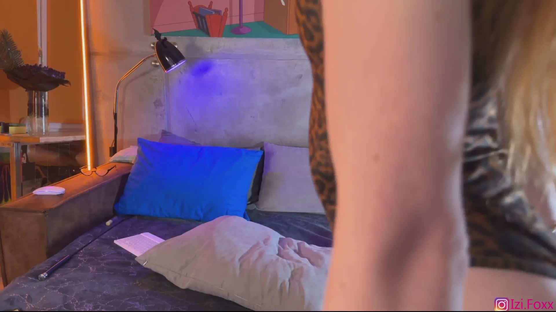 Na-izi Live Sex December 18, 2025