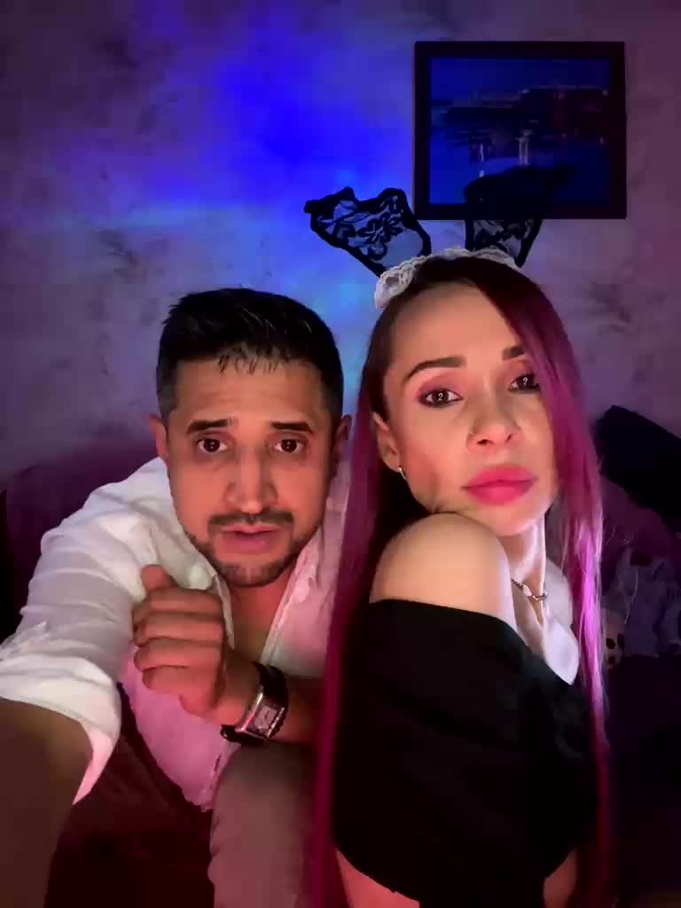 VIP17CoupleDream Live Sex December 18, 2025