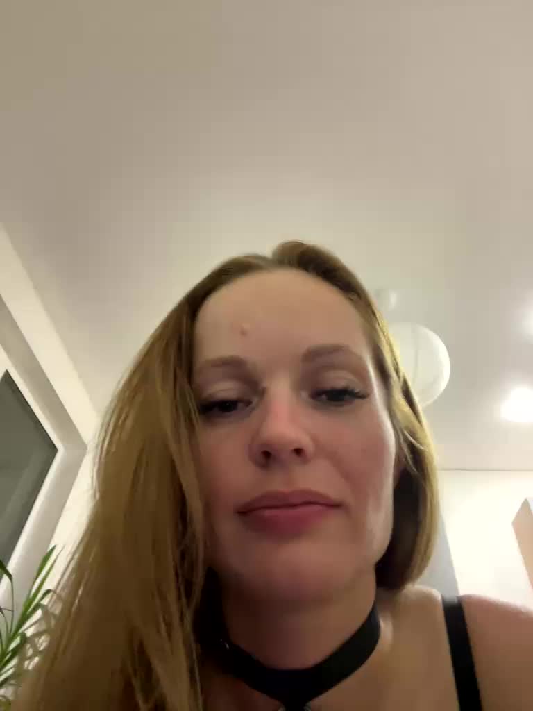KaterinaFerrari Live Sex December 13, 2025