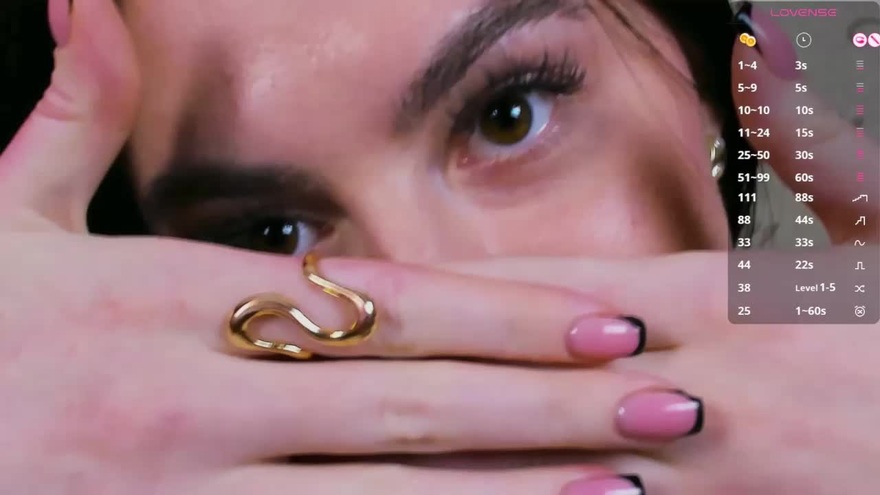 Ann-Sweer Live Sex December 18, 2025