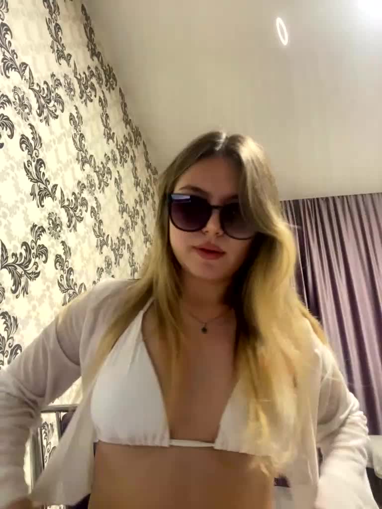 JULIE21 Live Sex December 13, 2025