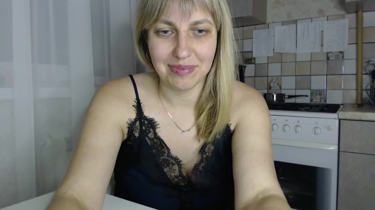 Karmella Live Sex December 13, 2025