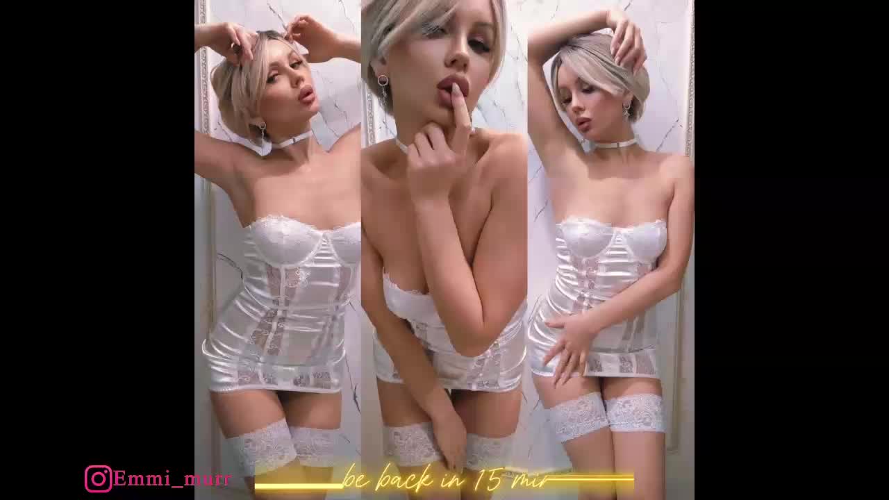 __Emmi__ Live Sex December 17, 2025