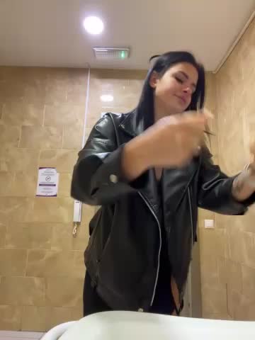 MiraReach Live Sex December 17, 2025