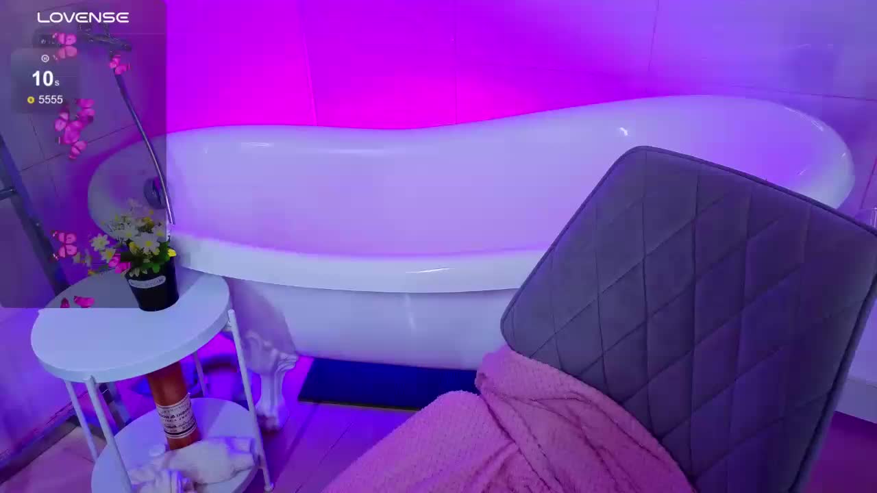 CoralineJones Live Sex December 20, 2025