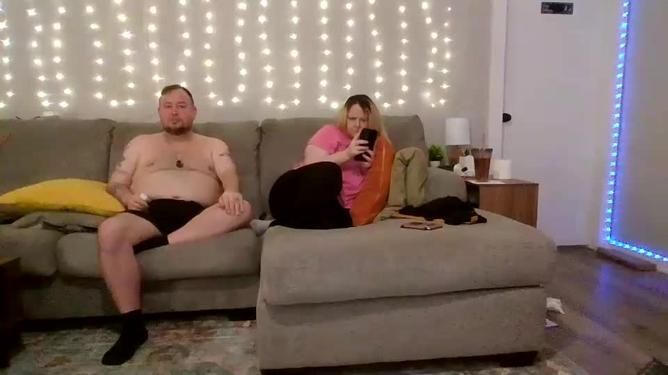 victoriaandjesse Live Sex December 18, 2025