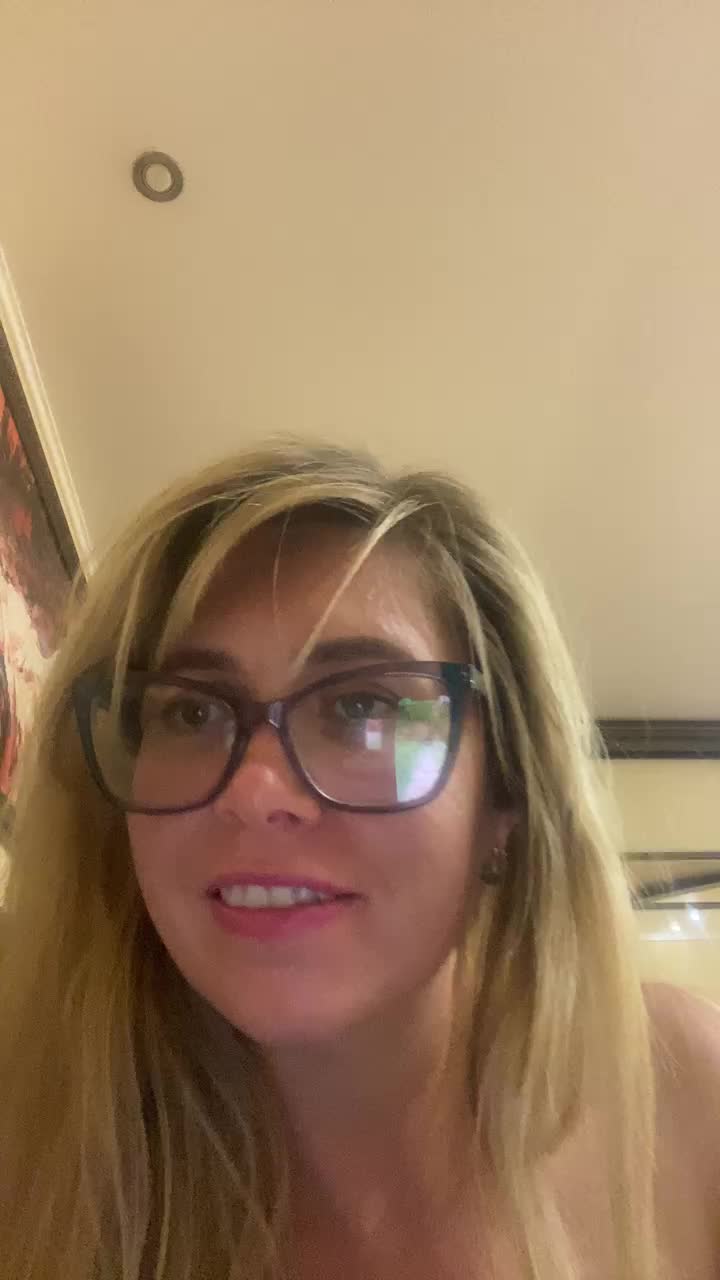 Elegant00Girl Live Sex December 15, 2025