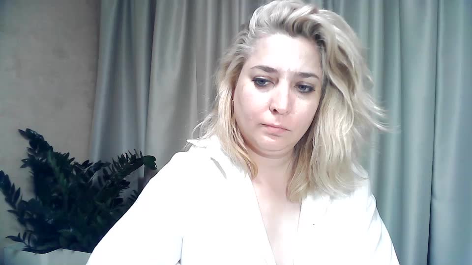 KickaIricka Live Sex December 14, 2025