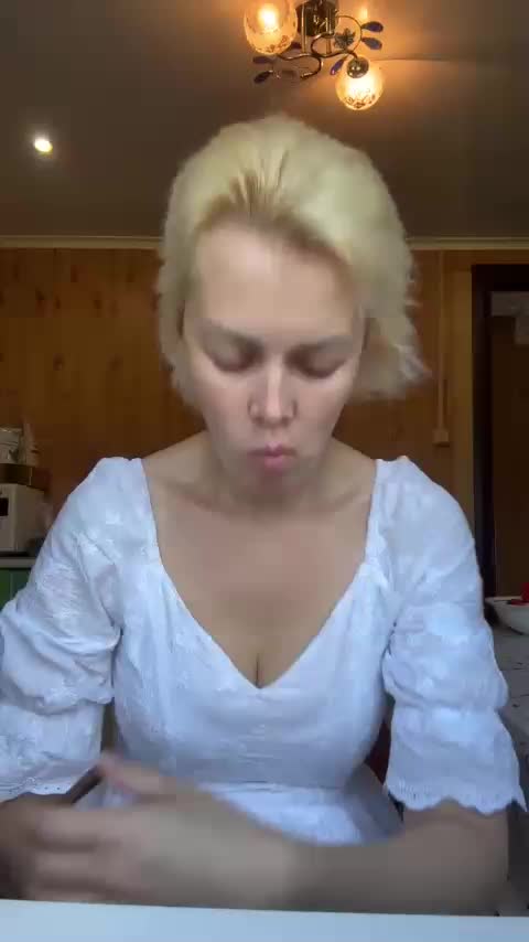 vik77777A Live Sex December 17, 2025