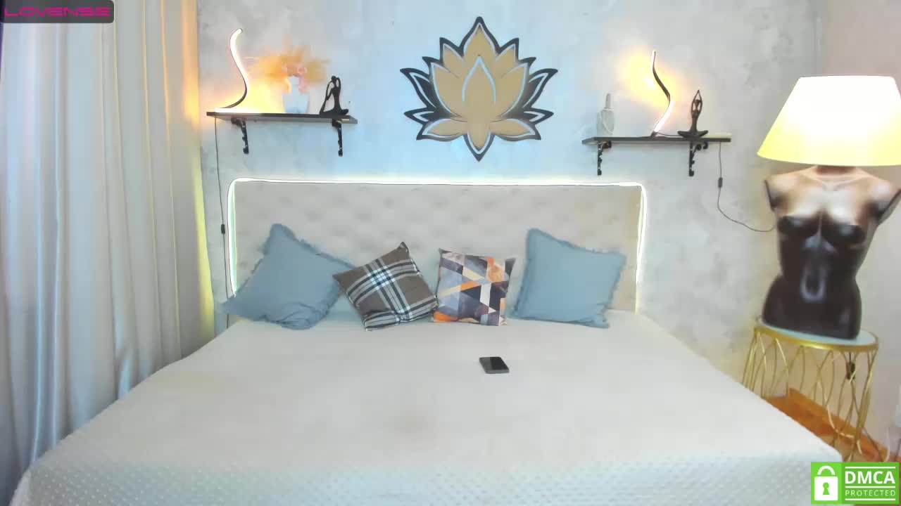 Bianka-strip Live Sex December 15, 2025