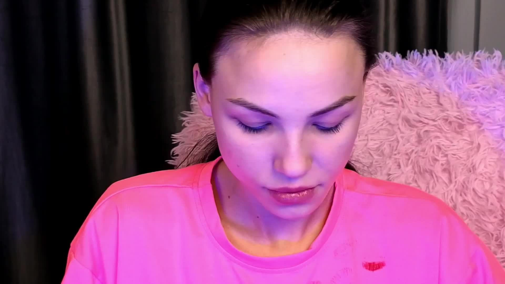 EmilyLuxxxury Live Sex December 13, 2025