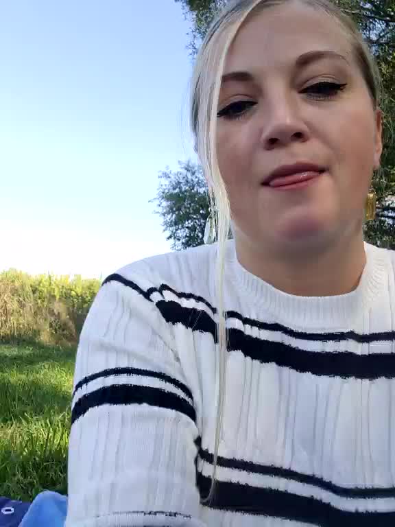 JUST_SOFIA Live Sex December 13, 2025