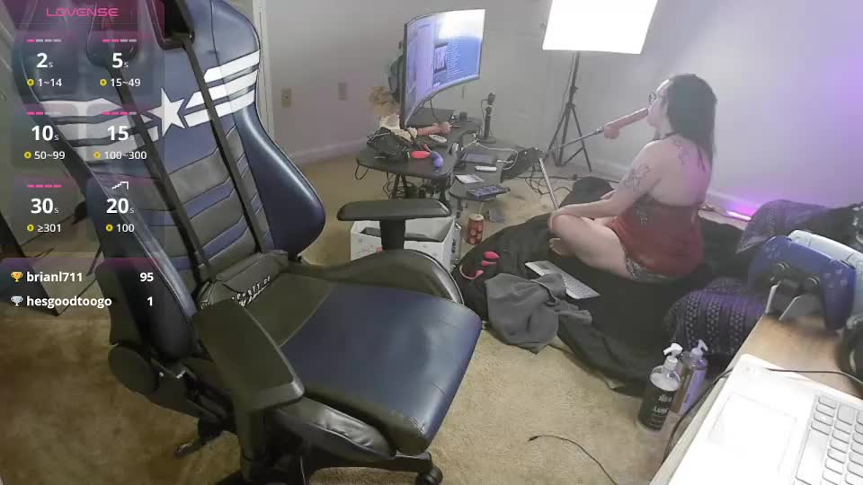 smoothj2015 Live Sex December 17, 2025