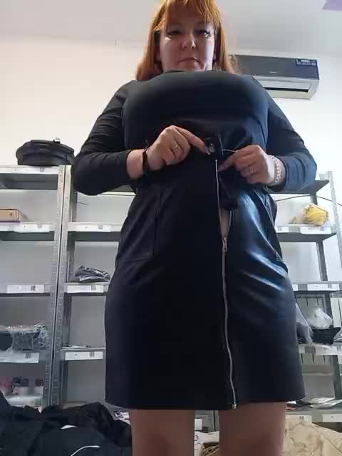 MiaLovely Live Sex December 14, 2025