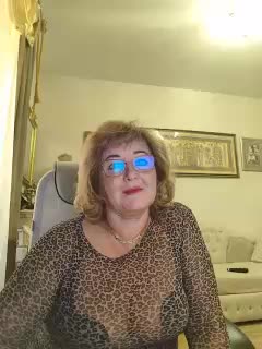 KarinkaSweet Live Sex December 15, 2025
