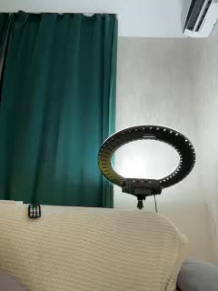 Ellidi Live Sex December 18, 2025